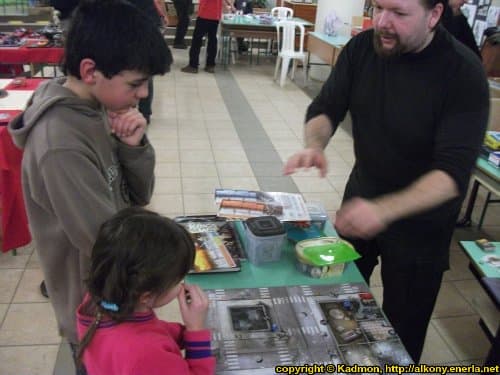 Takács György leading a game of ZombicideKadmon leads a game of Zombicide on the Makettfesztivál 2016 miniatures convention