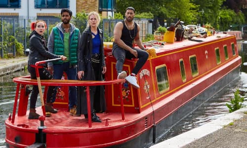 Zomboat!, TV series (2019) - Film review by Kadmon