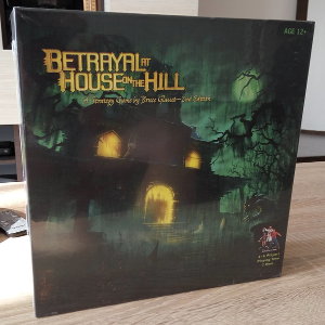 Betrayal at House on the Hill board game (Avalon Hill Games) - Board game review from Ottó