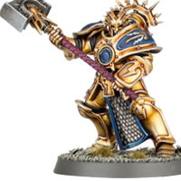 Large armoured warrior with war mallet in 1/56 scale - Retributor with Lightning Hammer for the Stormcast Eternals of Warhammer: Age of Sigmar from Games Workshop, 2015 - Miniature figure review