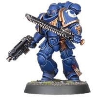 Futuristic warrior in full armour in 1/64 scale - Assault Intercessor #3 in Mk10 Tacticus armour, with heavy bolt pistol and Astartes chainsword from Indomitus set from Indomitus set for Warhammer 40,000 Ed9 from Games Workshop, 2020 - Miniature figure review