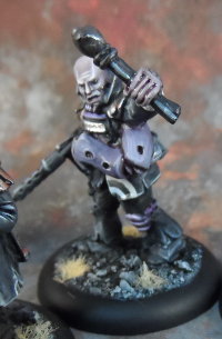 Humanoid mutant with submachine gun in 1/56 scale (Malformed Host #4 of the Malignancy for Macrocosm Sci-Fi) from Macrocosm Miniatures - Miniature figure review