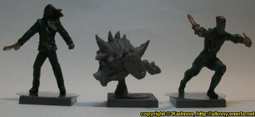 Size comparison of Pusk Rampager with 1:50 (35mm) scale miniatures: From left to right: Benjamin Orchard from Knight Models, Pusk Rampager from Mantic Games, William Cobb from Knight Models.