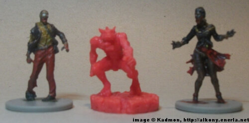 Cthulhu Wars Ghoul from Petersen Games - 1:50 (35/38mm) comparison with 35mm high Zombicide Male Walker #2 and Female Walker #2.