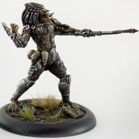 Humanoid alien warrior with wrist blade and spear (Predator #3 for Alien vs Predator: The Hunt Begins) from Prodos Games - Miniature figure review