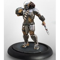 Humanoid alien warrior with wrist blade and spear (Predator Young Blood #1 for Alien vs Predator: The Hunt Begins) from Prodos Games, 2015 - Miniature figure review
