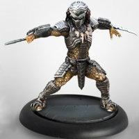 Humanoid alien warrior with wrist blades (Predator Young Blood #2 for Alien vs Predator: The Hunt Begins) from Prodos Games, 2015 - Miniature figure review