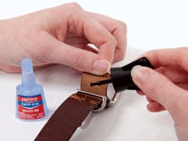 How to use brush-on liquid cyanoacrylate glue - Miniature hobby guide