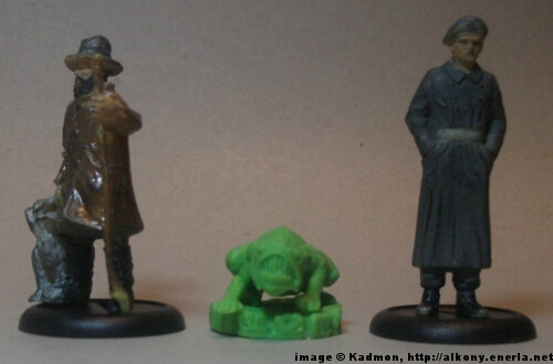 Cthulhu Wars Deep One from Petersen Games - 1:35 (54mm) comparison with 40mm high shepherd and 54mm high soldi