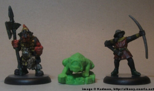 Cthulhu Wars Deep One from Petersen Games - 1:56 (28/32mm) comparison with Renegade Miniatures Orc with spear #2 (left) and Games Workshop Bretonnian Bowman #1 (right).