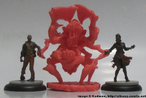 Cthulhu Wars Fungi from Yuggoth from Petersen Games - 1:50 (35/38mm) comparison with 35mm high Zombicide Male Walker #2 and Female Walker #2.